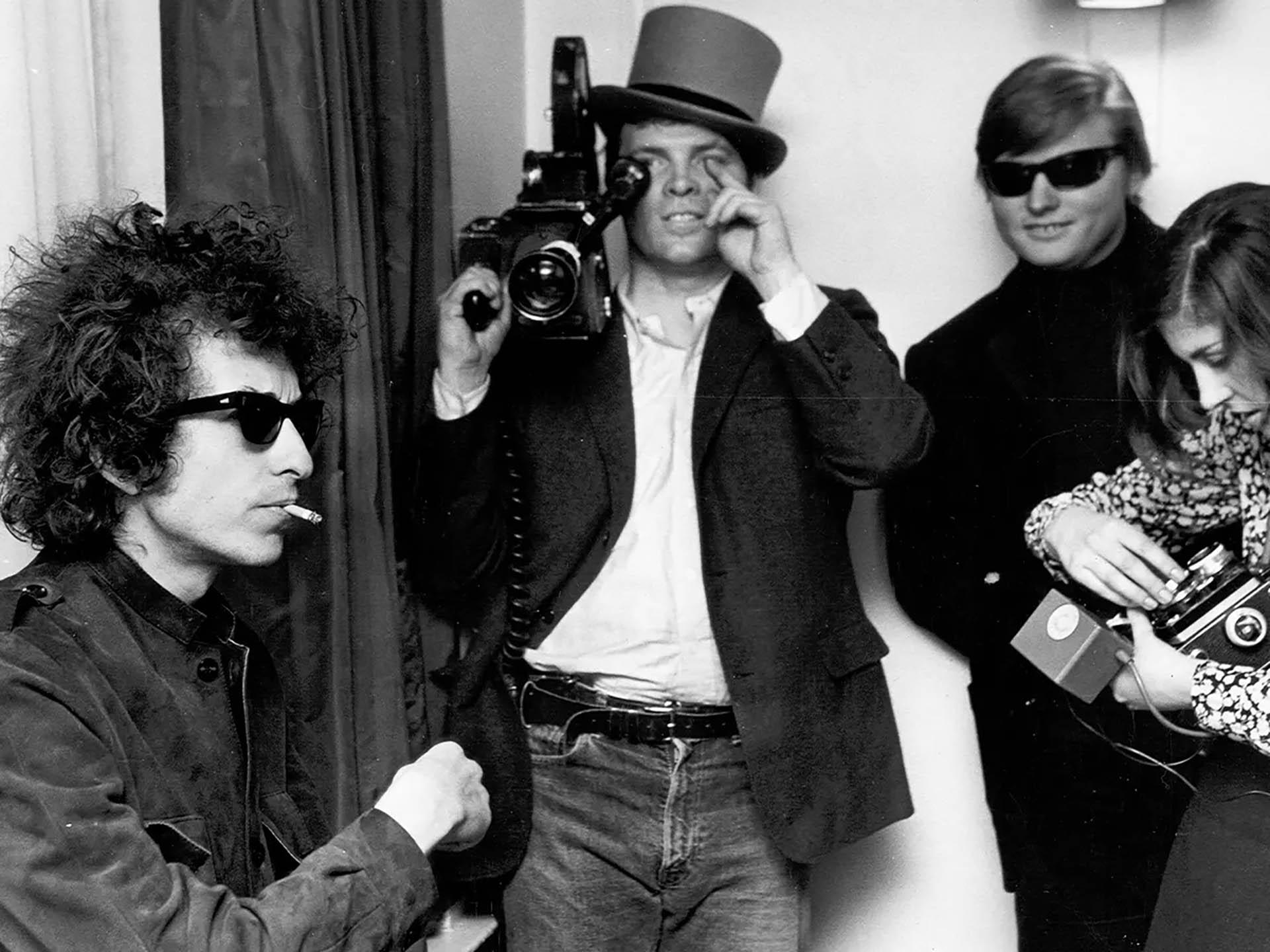 دان آلن پِنبِیکر همراه باب دیلن در مستند Bob Dylan: Dont Look Back