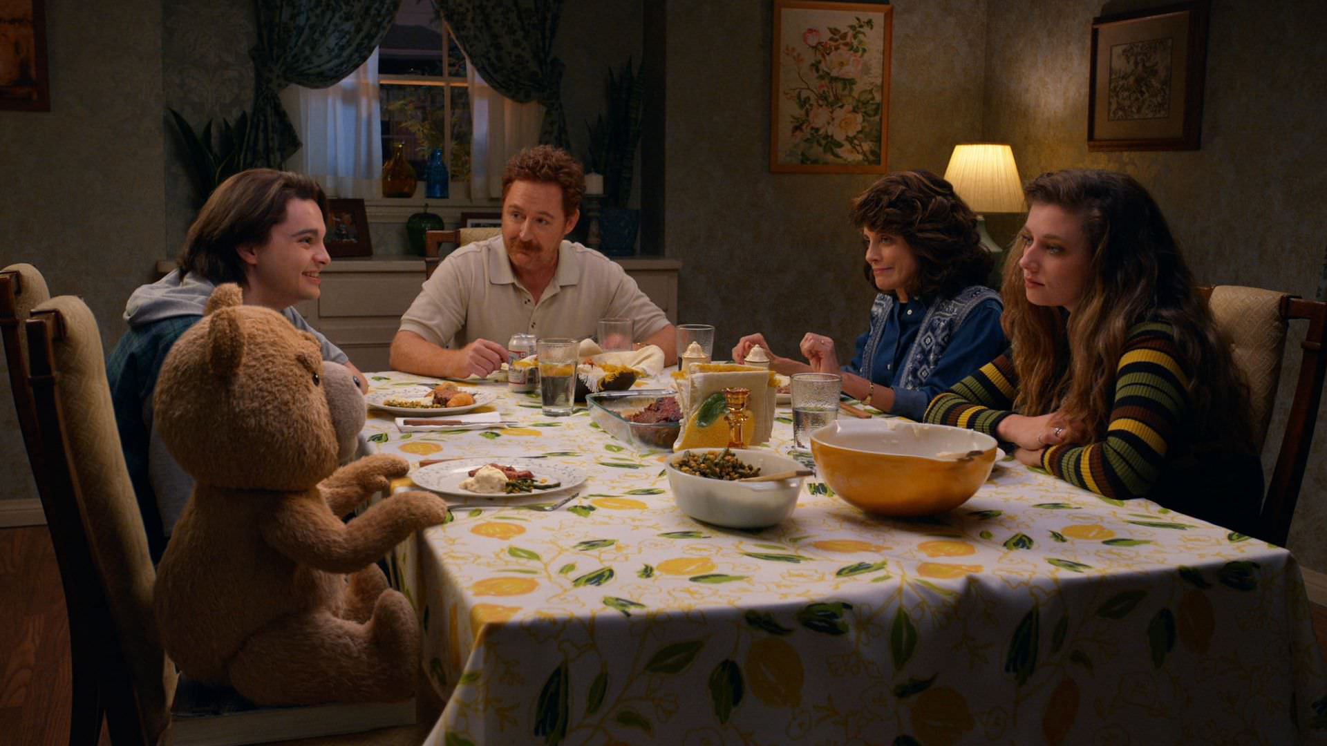 تد و خانواده بنت در سریال Ted