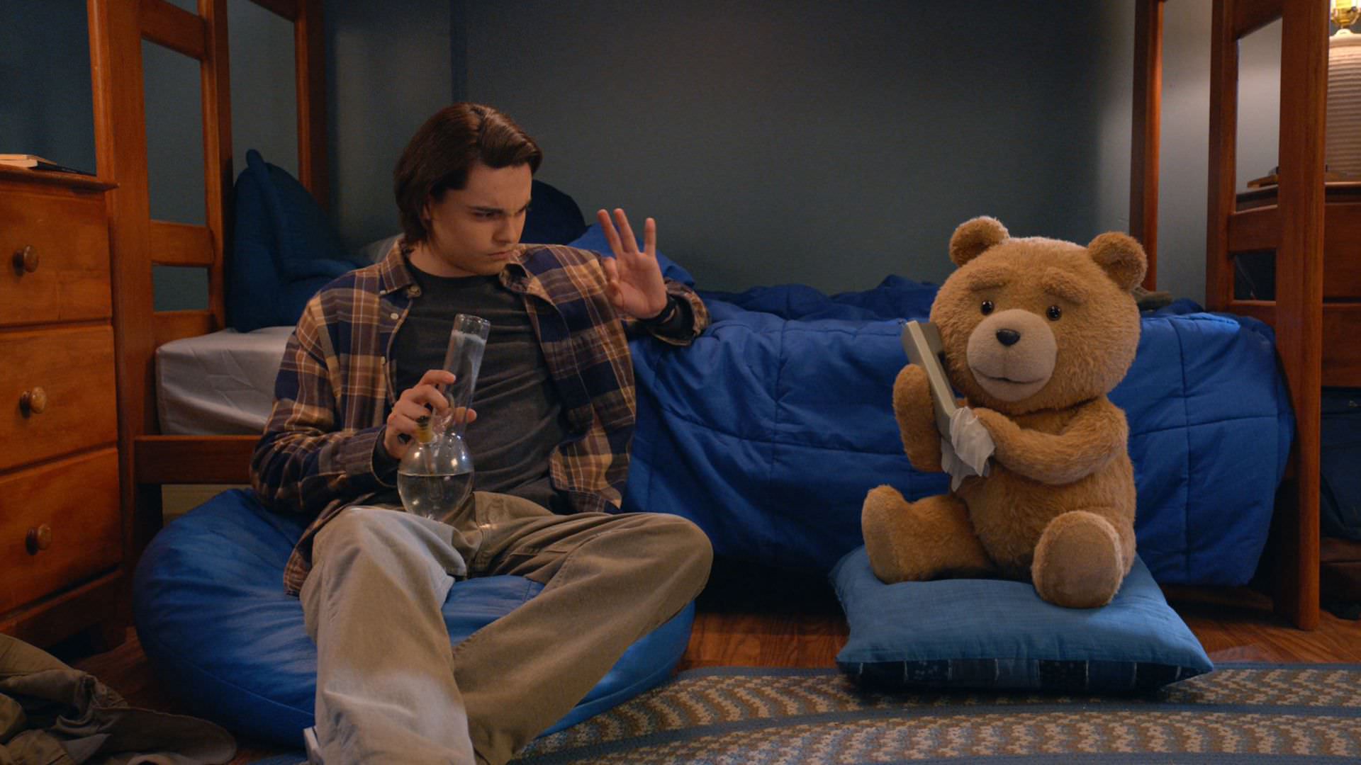 تد و جان بنت در سریال Ted
