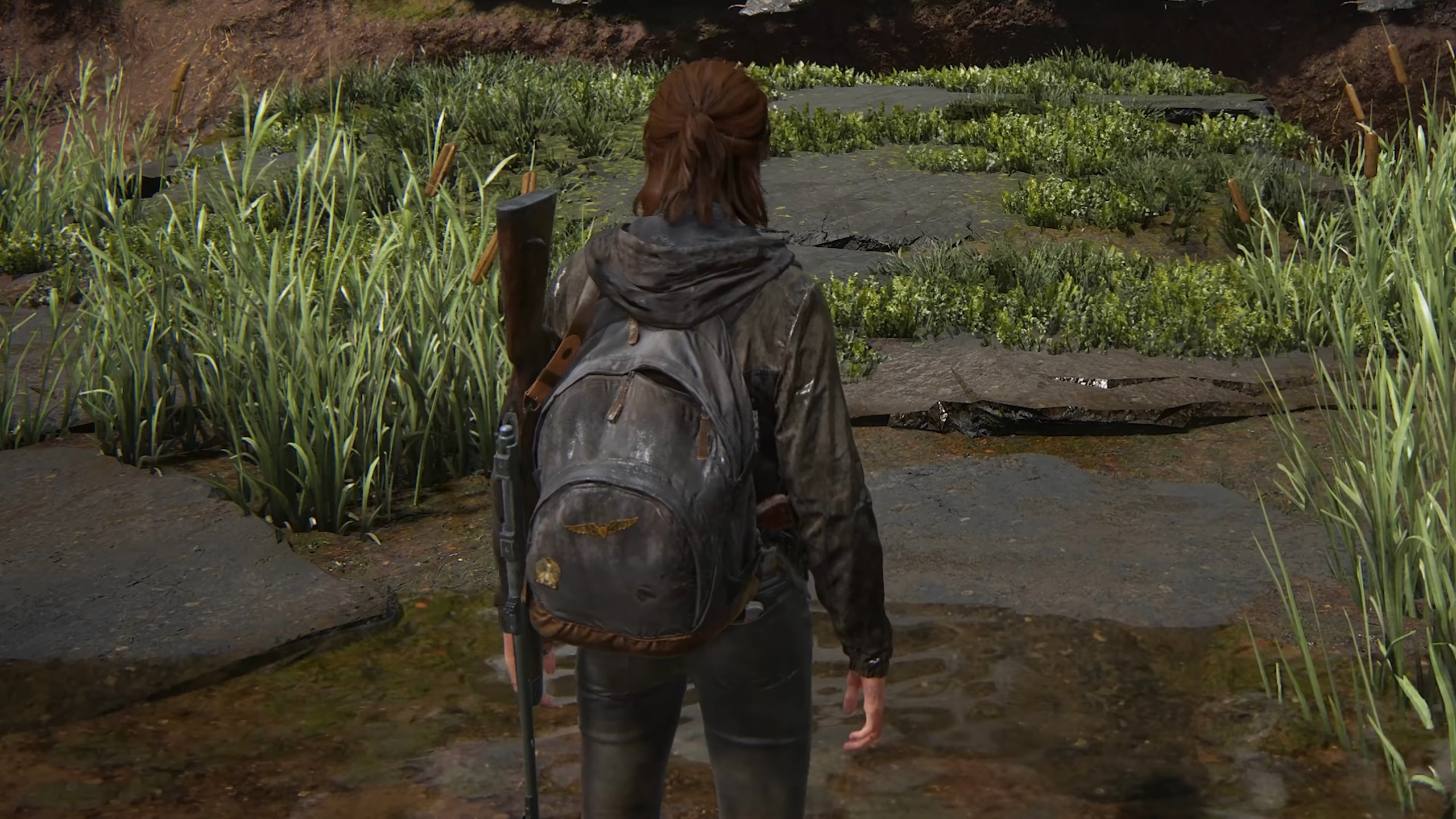 لباس و کیف خیس الی در بازی The Last of Us Part II
