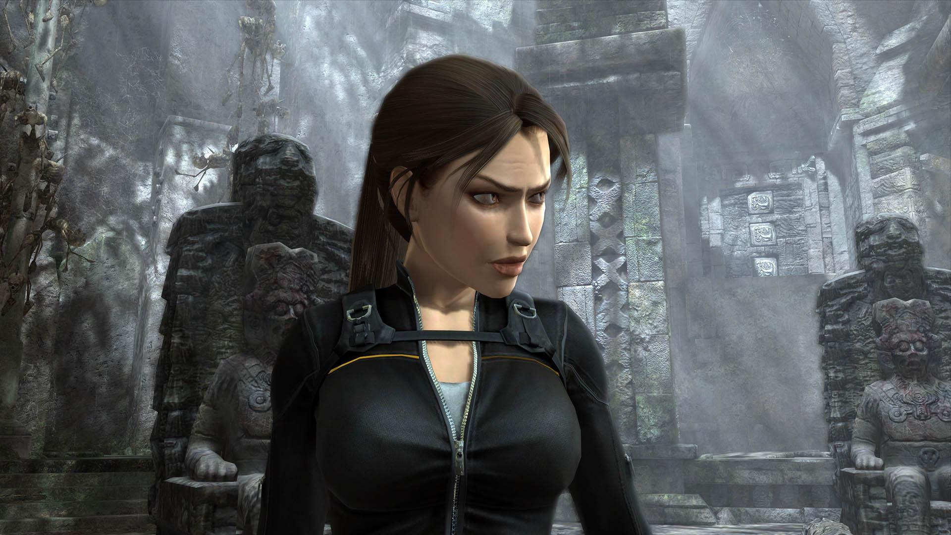 لارا کرافت درون معبد در بازی Tomb Raider: Underworld