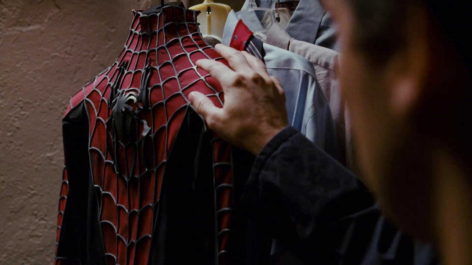 لباس مرد عنکبوتی در فیلم Spider-Man 3، یکی از بهترین فیلم های ابرقهرمانی تاریخ سینما