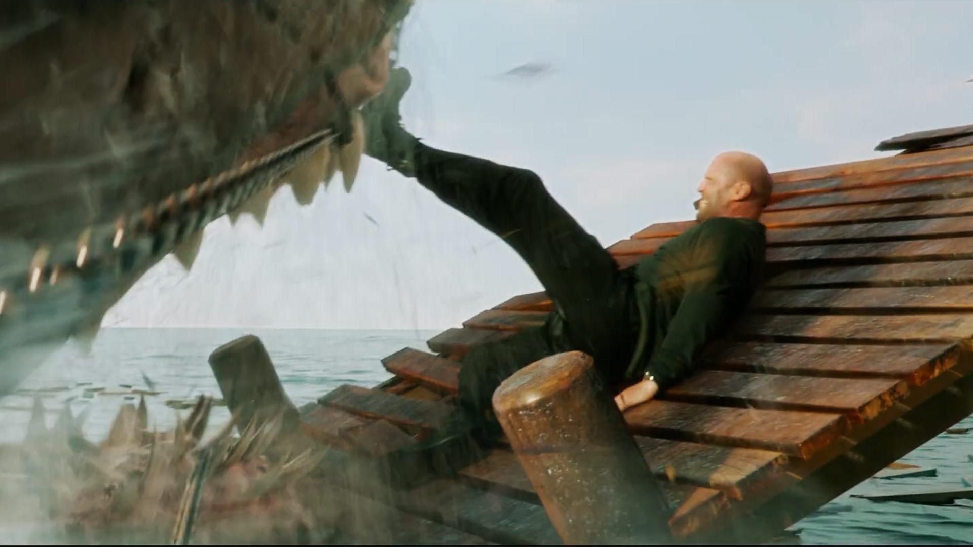 مواجهه جیسون استاتهام با بزرگ‌ترین مگالودون تاریخ در تریلر فیلم Meg 2: The Trench
