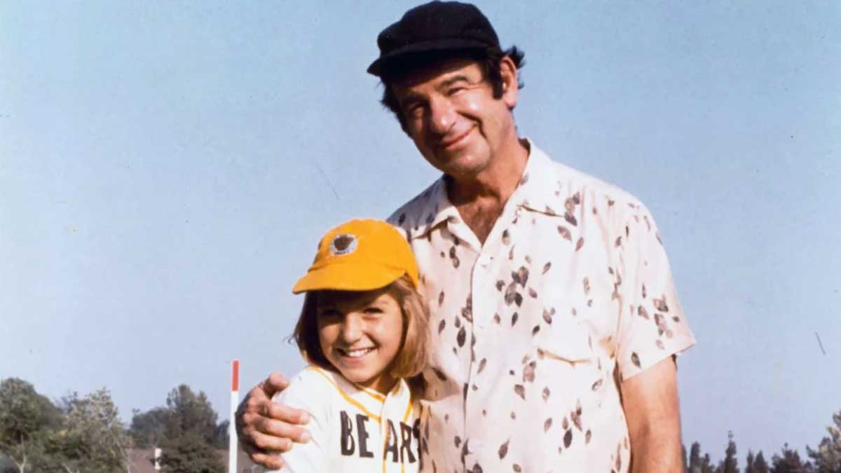 دختر بیسبال با استعداد در فیلم ورزشی The Bad News Bears محصول 1976