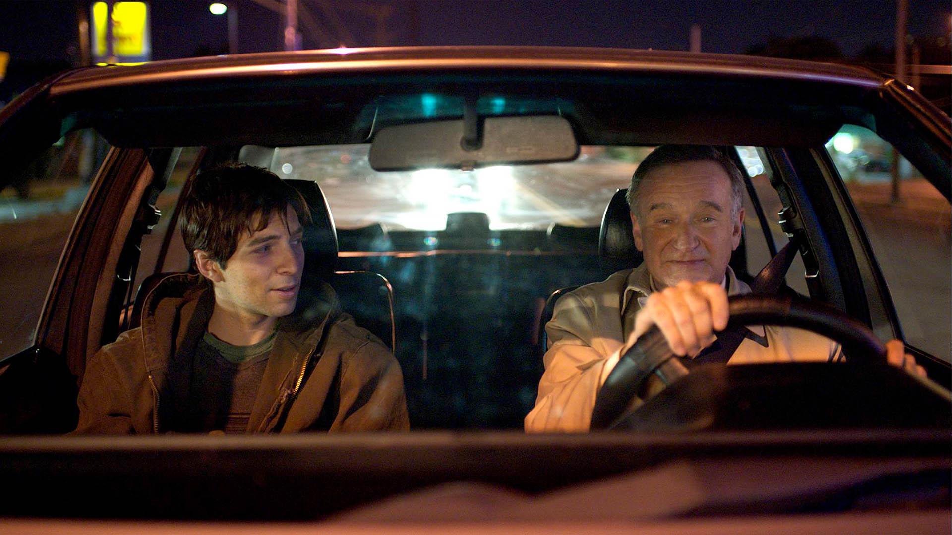 رابین ویلیامز در حال رانندگی در فیلم Boulevard 
