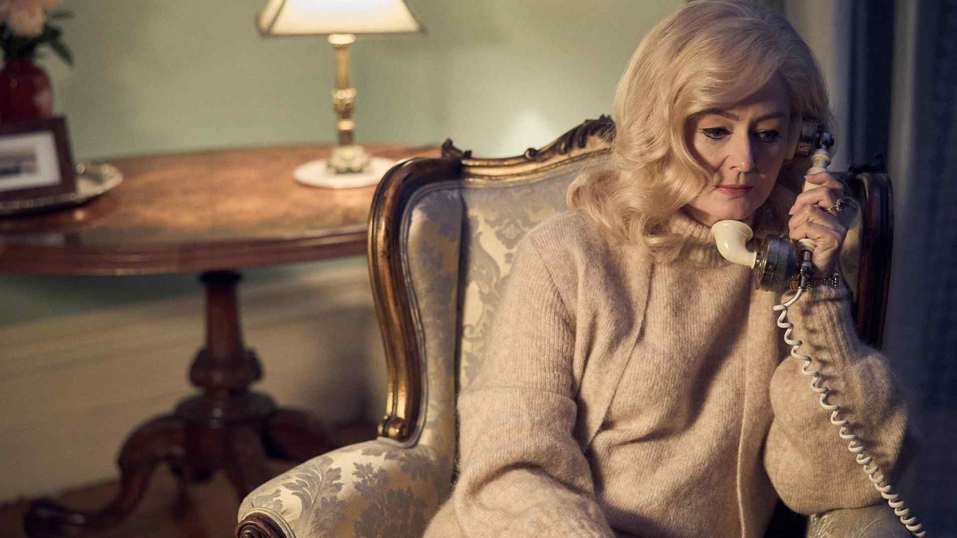 میراندا اتو در نقش آدرین/مادر در سریال The Clearing