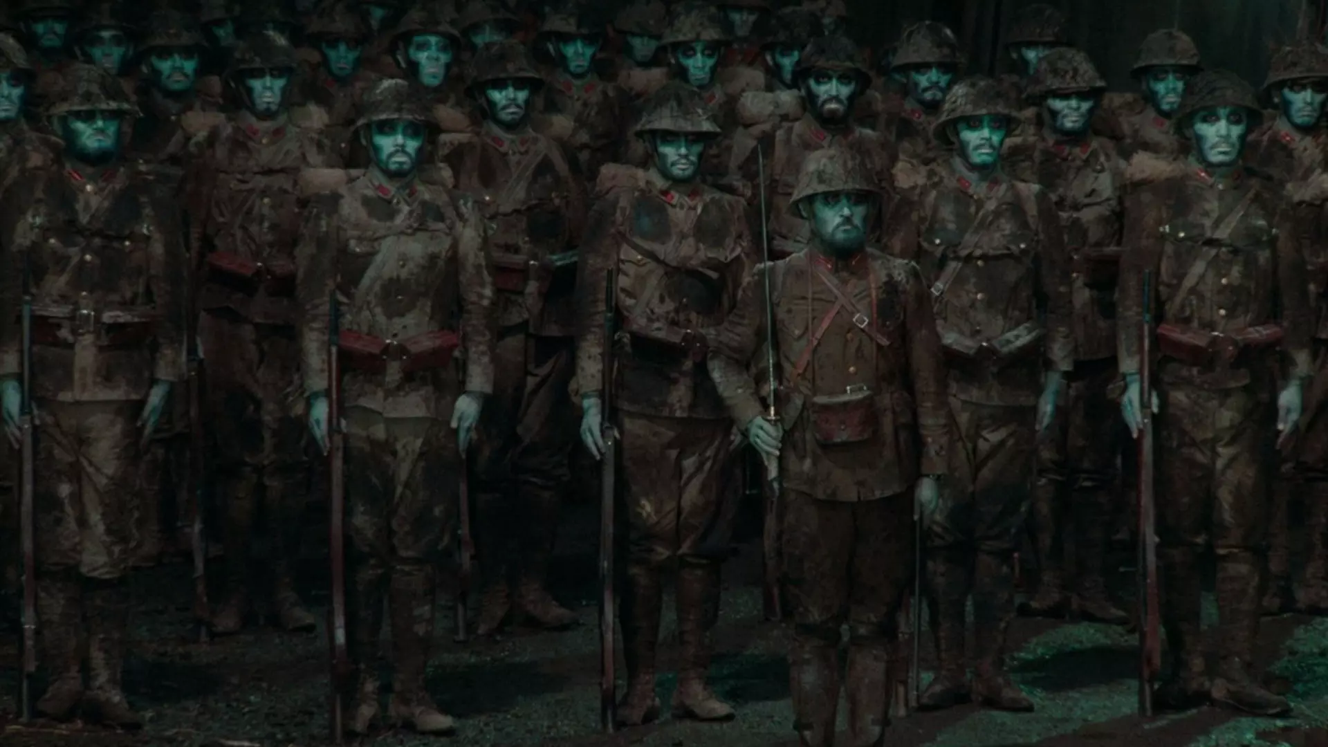 سربازان در جنگل در فیلم رویاها