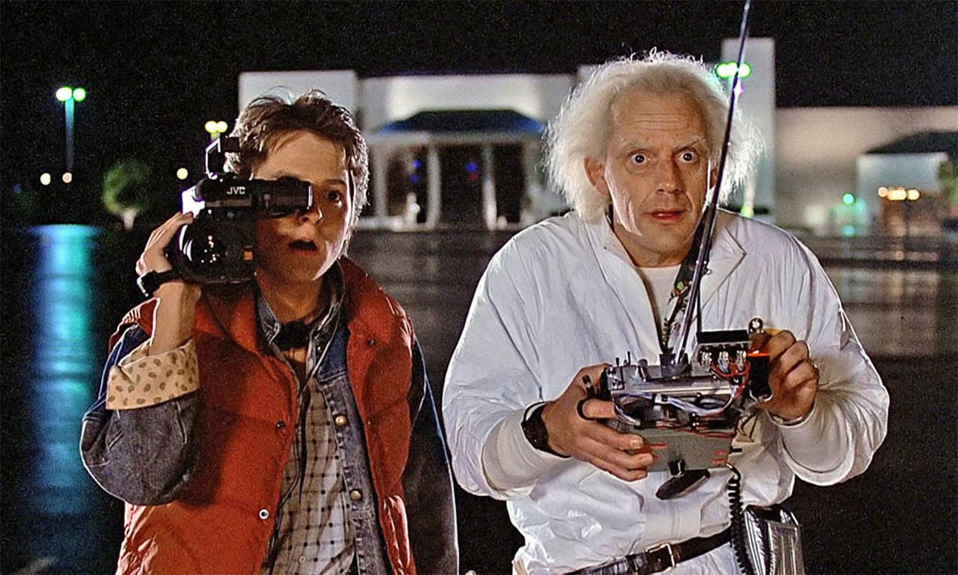مایکل جی. فاکس و کریستوفر لوید در فیلم Back to the Future