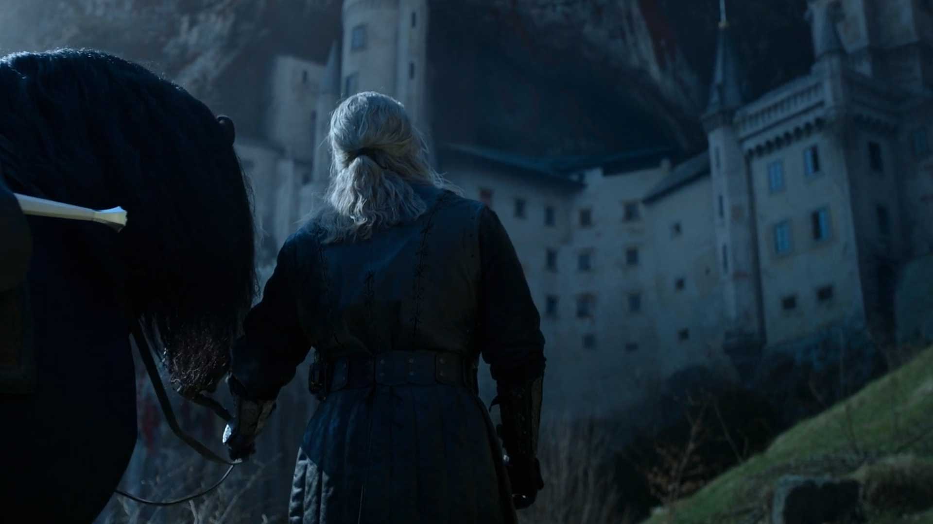 گرالت با بازی هنری کویل در کنار اسب در فصل سوم سریال ویچر