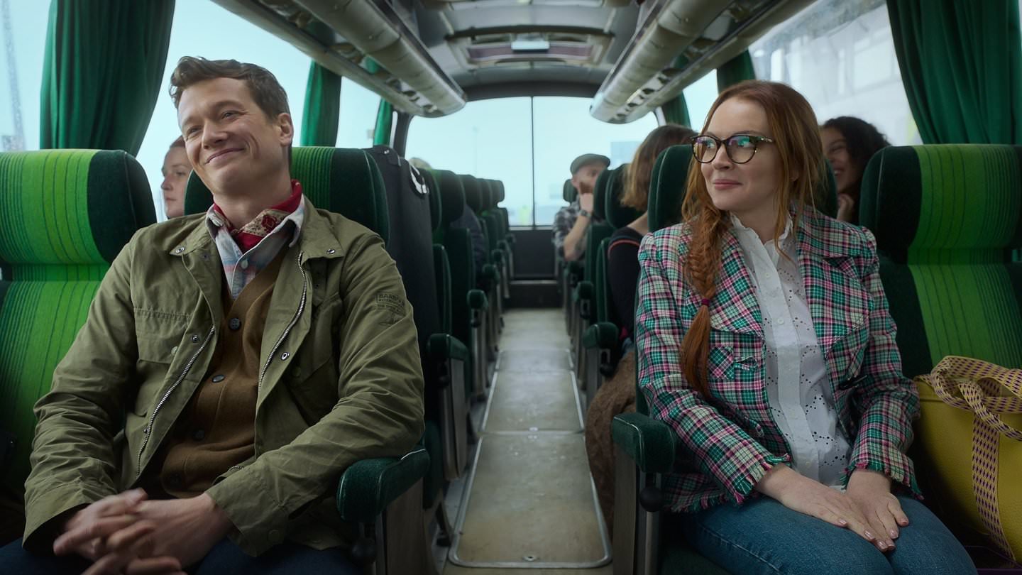 مدی و جیمز در اتوبوس در فیلم Irish Wish 