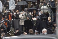 جمع کثیر حضار در مراسم تدفین یکی از کاراکترهای فیلم The Batman