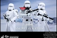 2986602-star-wars-first-order-snowtrooper-set-hot-toys-902553-01
