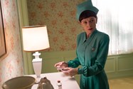 جودی دیویس در نقش پرستار بتسی باکت در سریال Ratched 